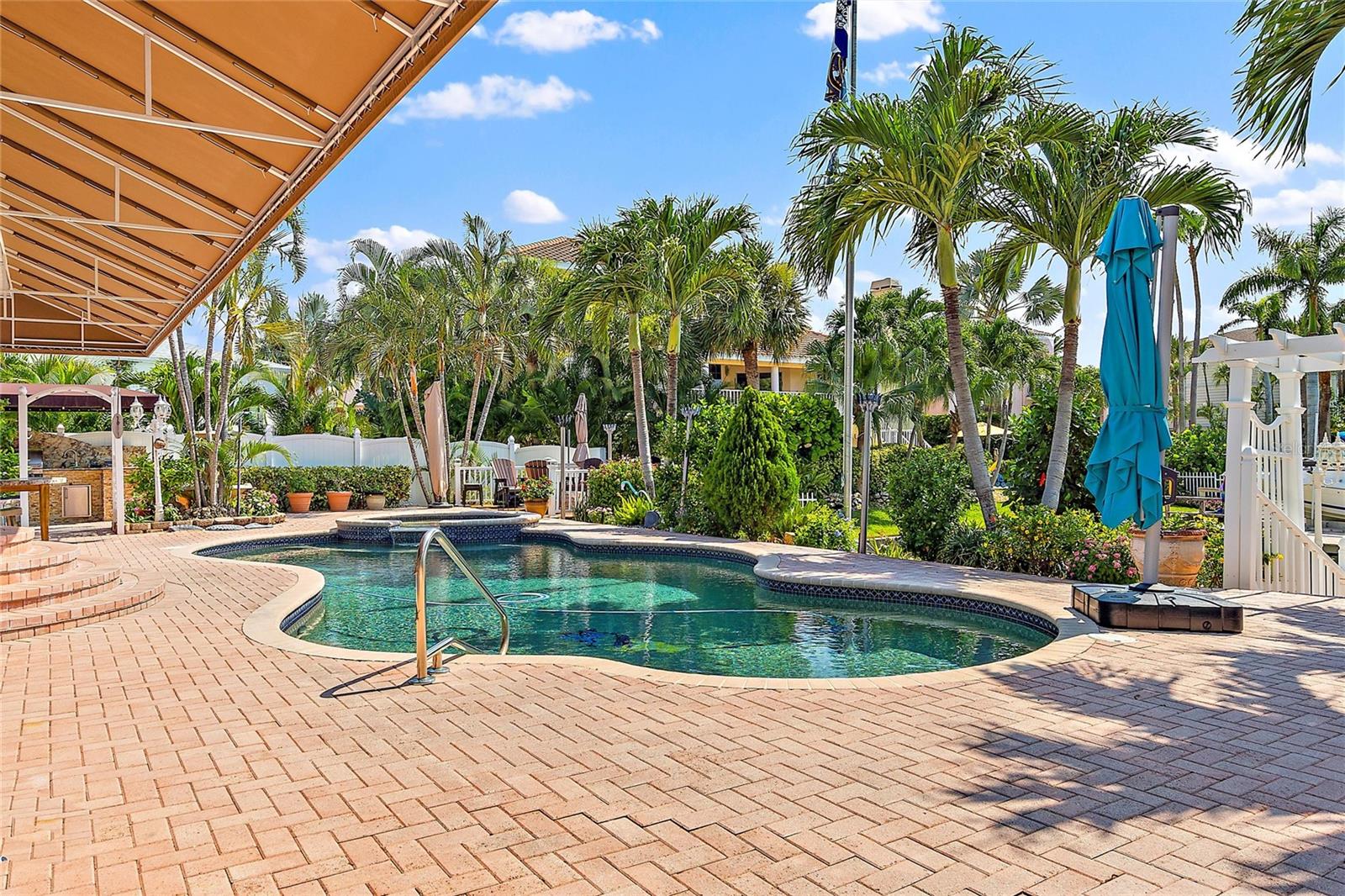 TIERRA VERDE UNIT 1 1ST REP - Residential