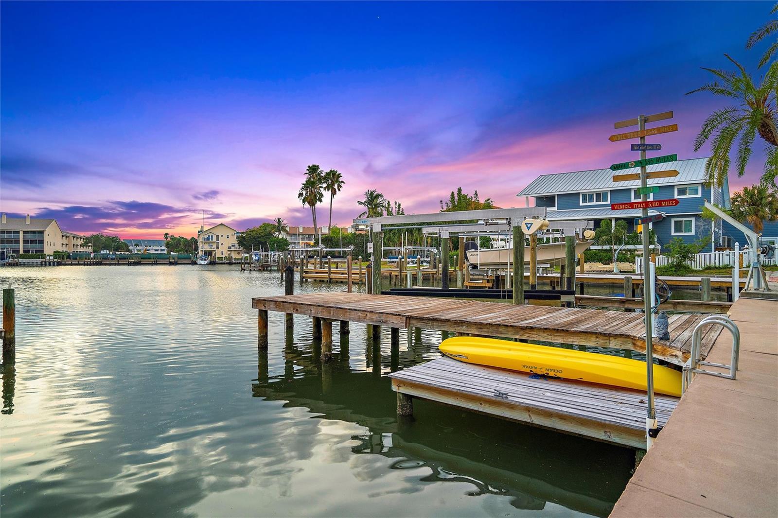 TIERRA VERDE UNIT 1 1ST REP - Residential