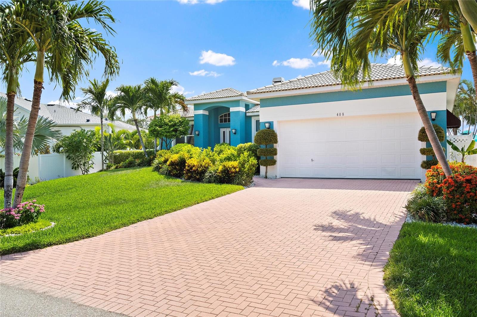 TIERRA VERDE UNIT 1 1ST REP - Residential