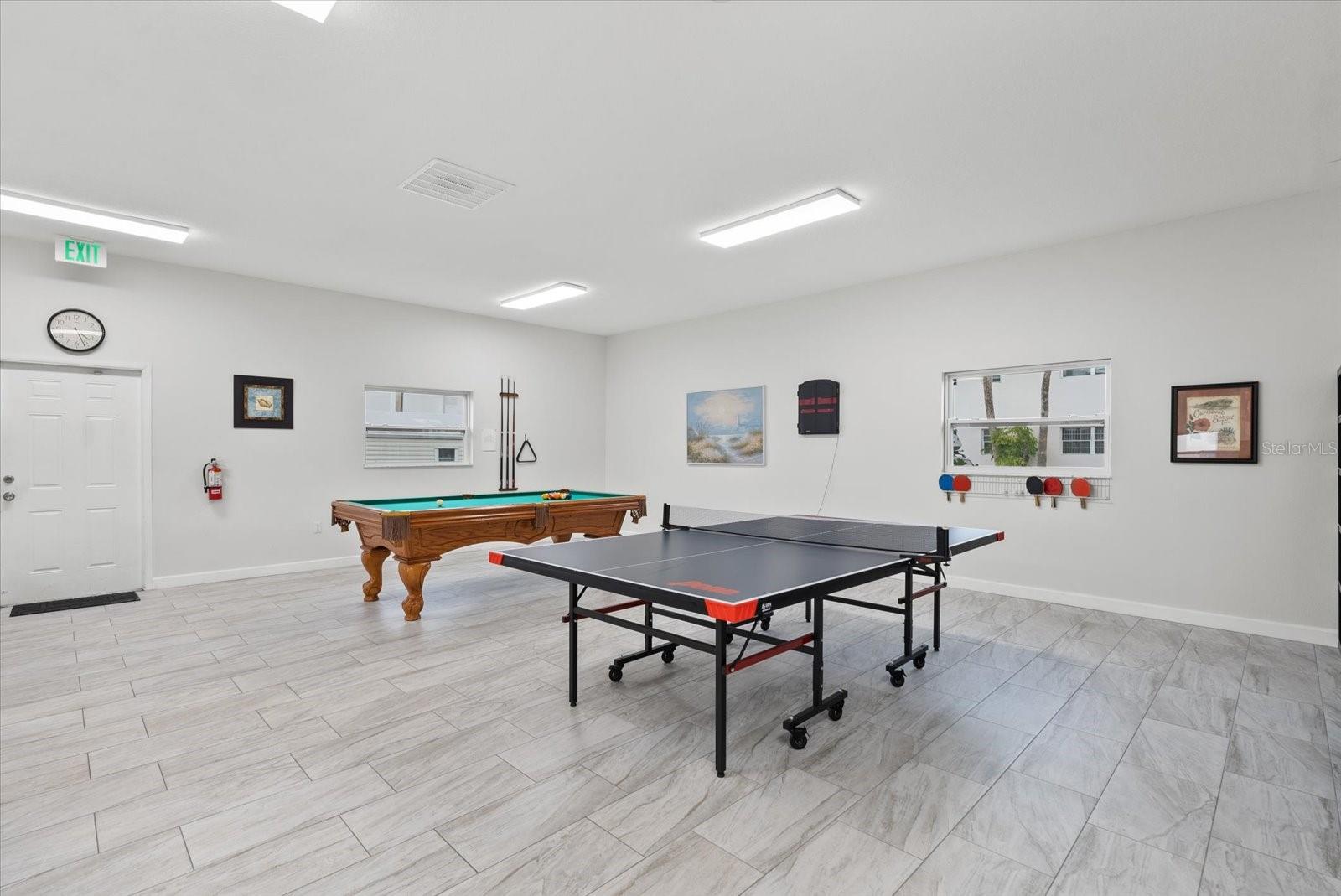 PALM MANOR PH 02 - Residential Lease