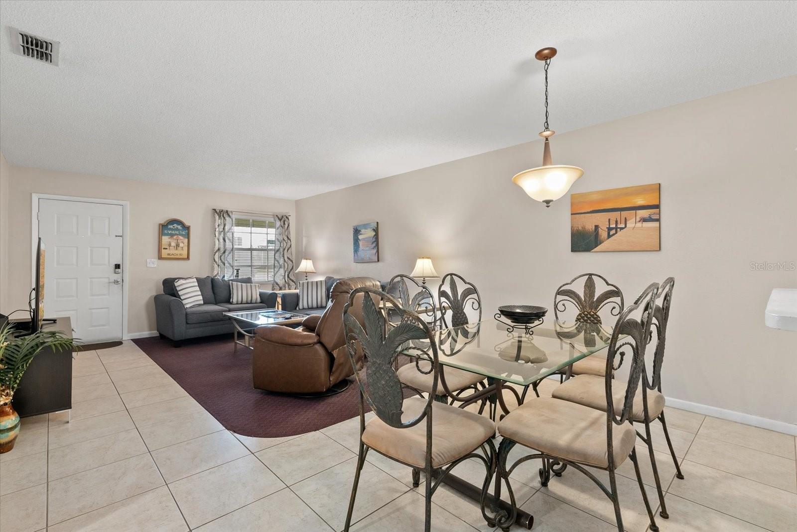 PALM MANOR PH 02 - Residential Lease