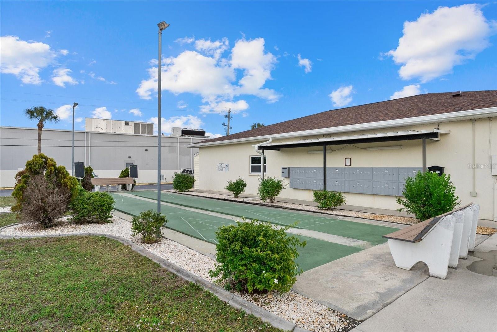 PALM MANOR PH 02 - Residential Lease