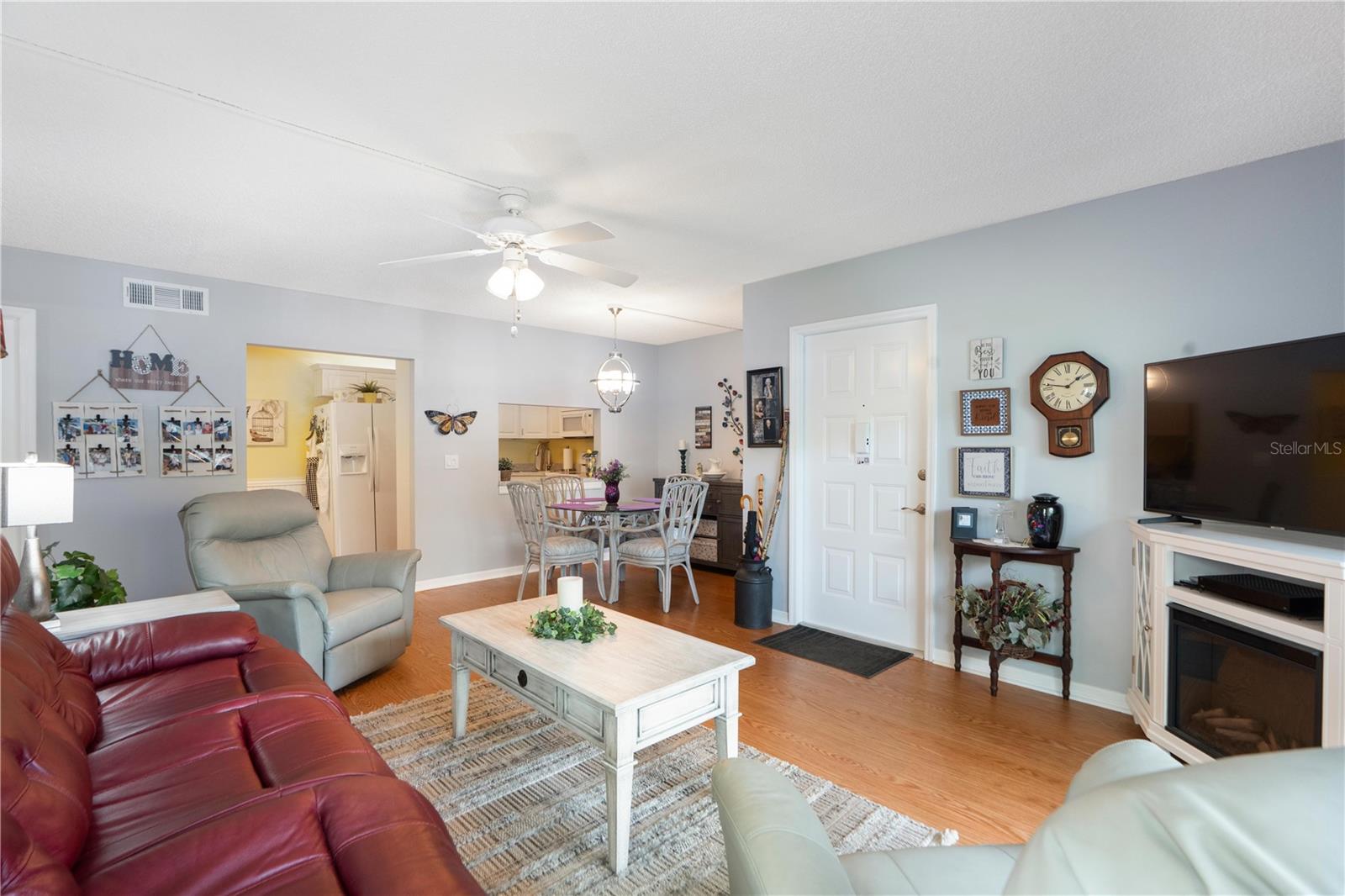PINE RIDGE AT SUGAR CREEK - Residential