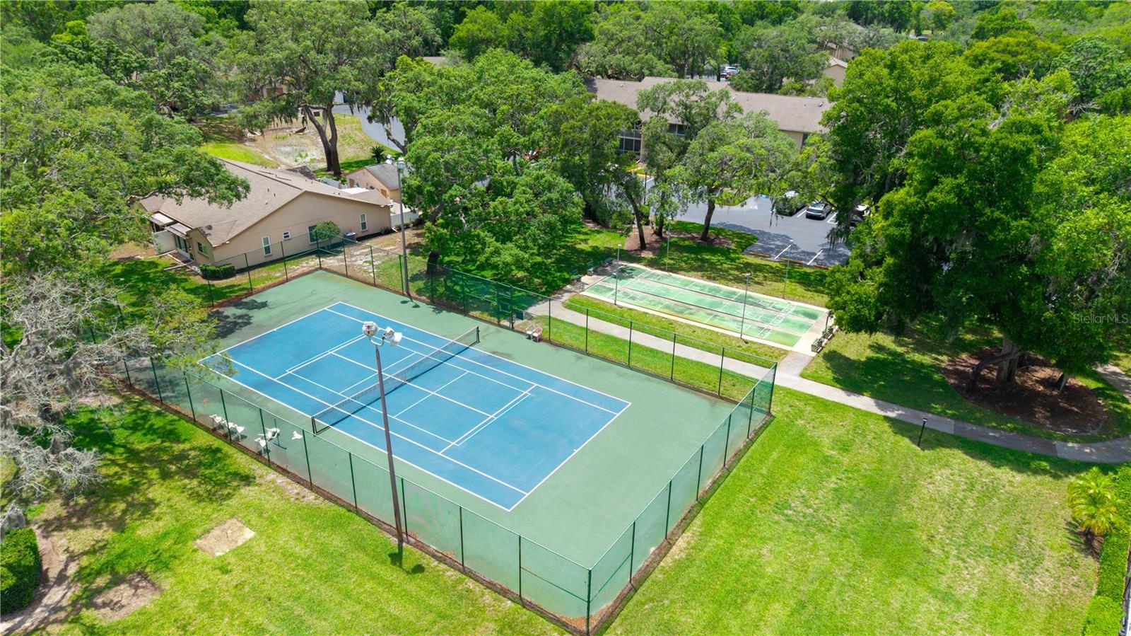 PINE RIDGE AT SUGAR CREEK - Residential