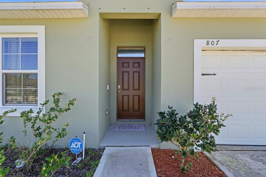 Photo of 807 Auburn Grove Court, Auburndale, FL 33823 (MLS # L4960462)