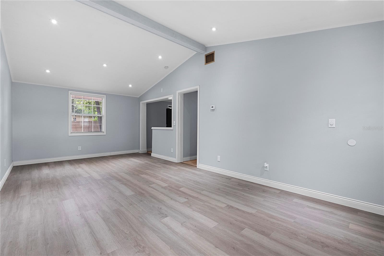 PALM HEIGHTS - Residential