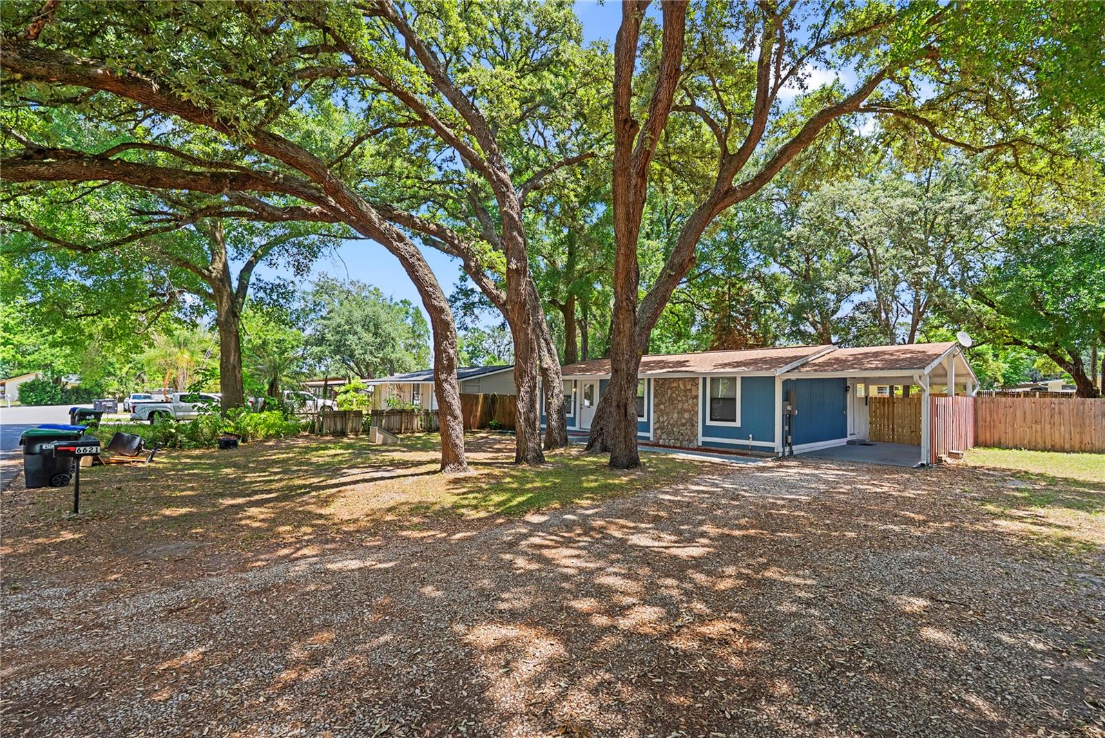 PALM HEIGHTS - Residential