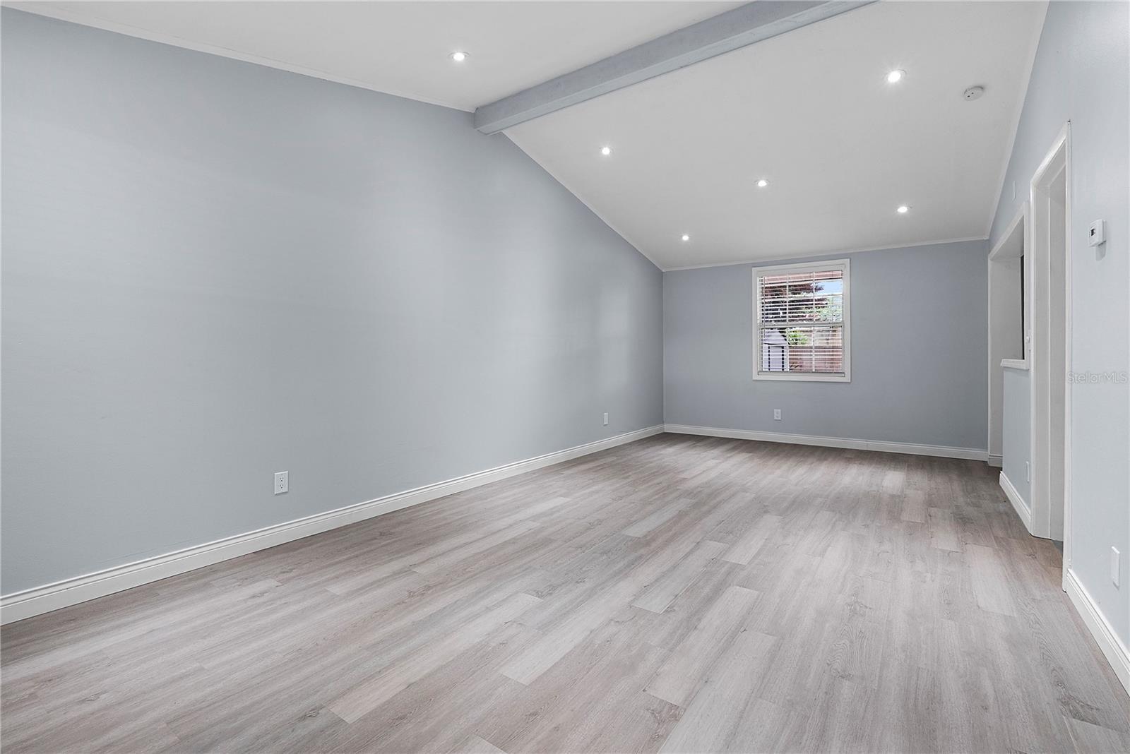 PALM HEIGHTS - Residential