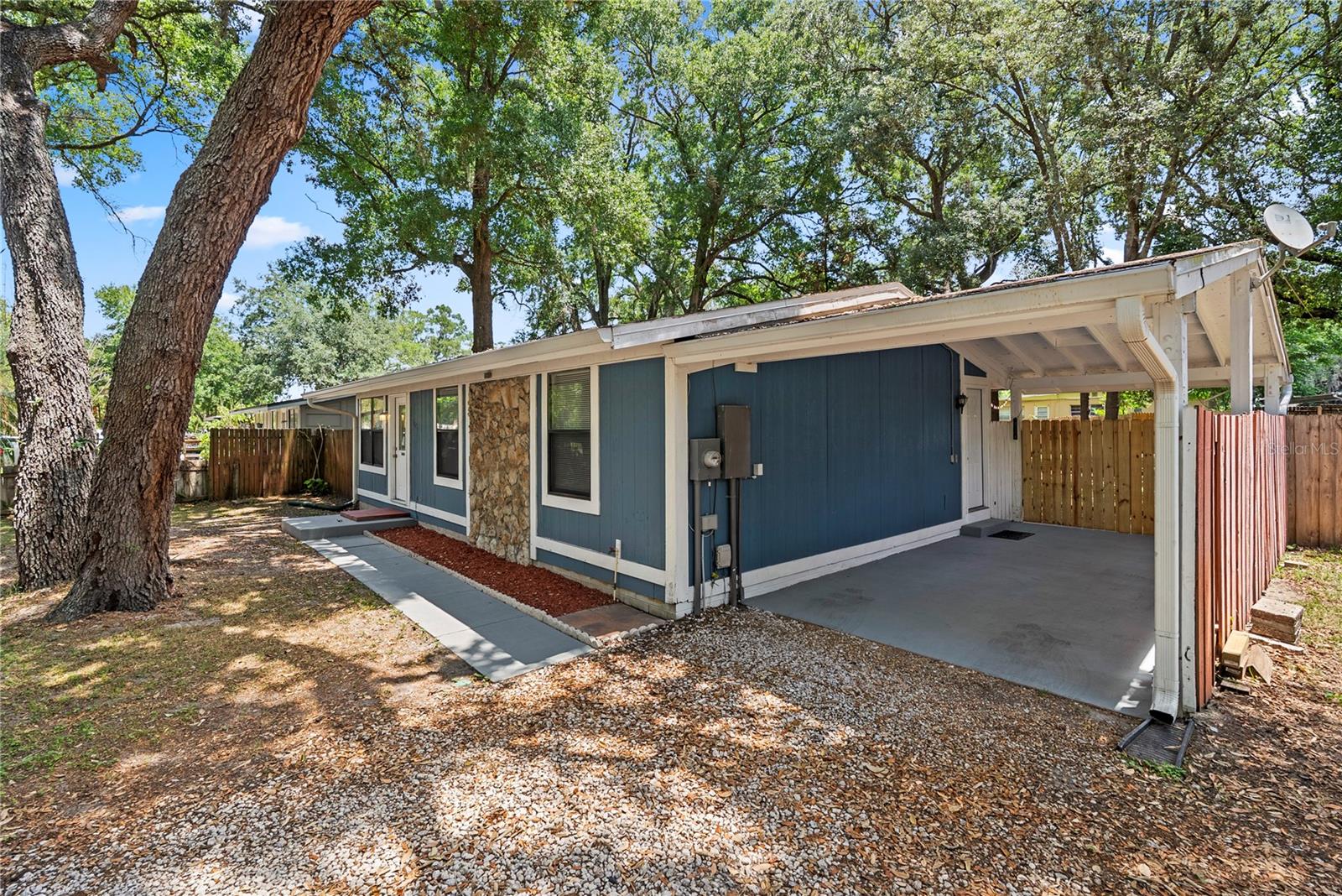 PALM HEIGHTS - Residential