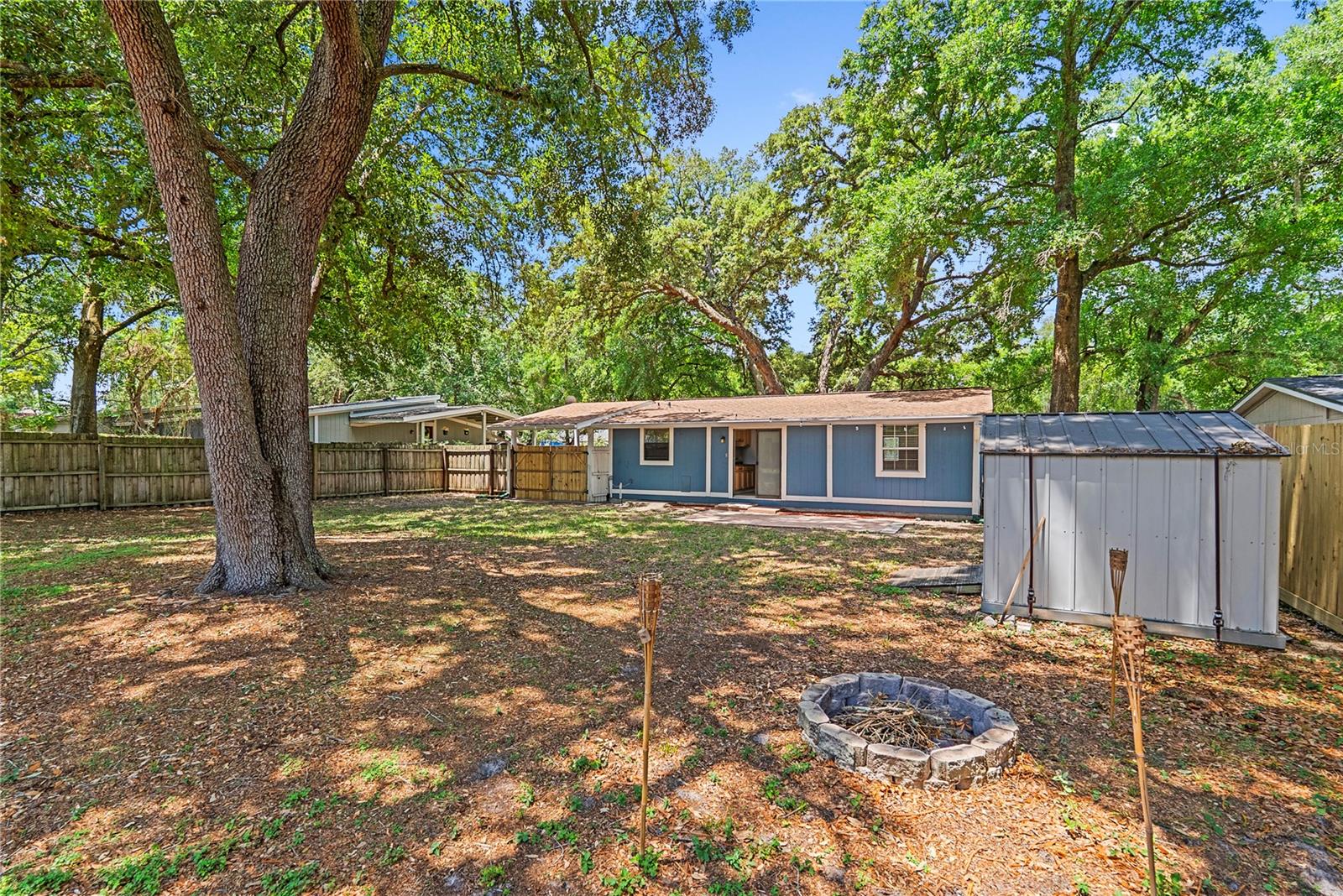 PALM HEIGHTS - Residential