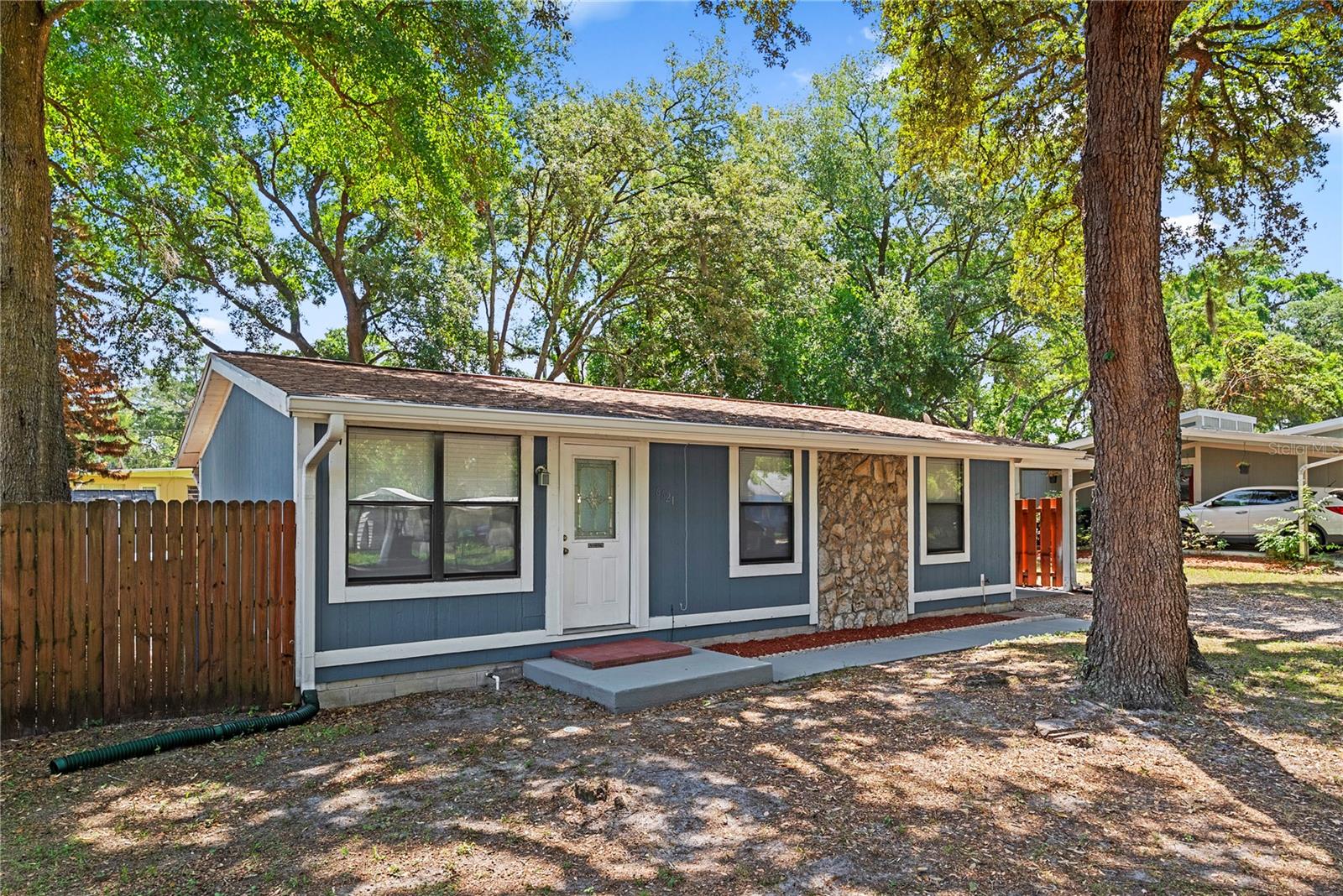 PALM HEIGHTS - Residential