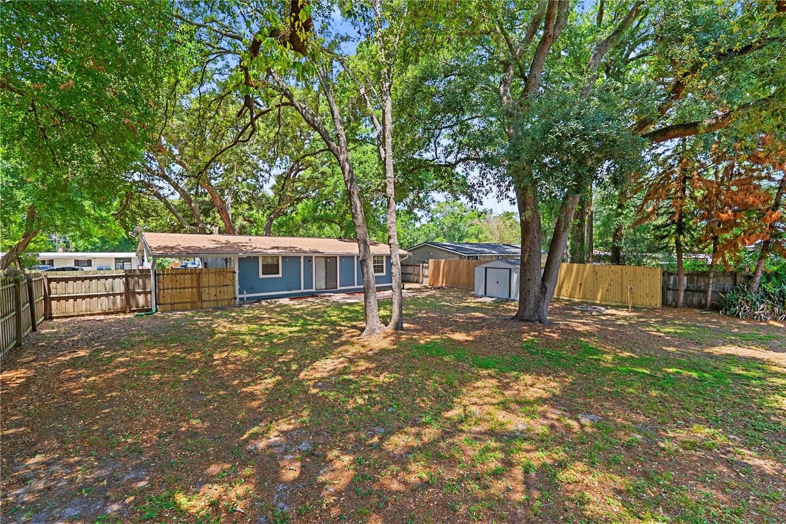 PALM HEIGHTS - Residential