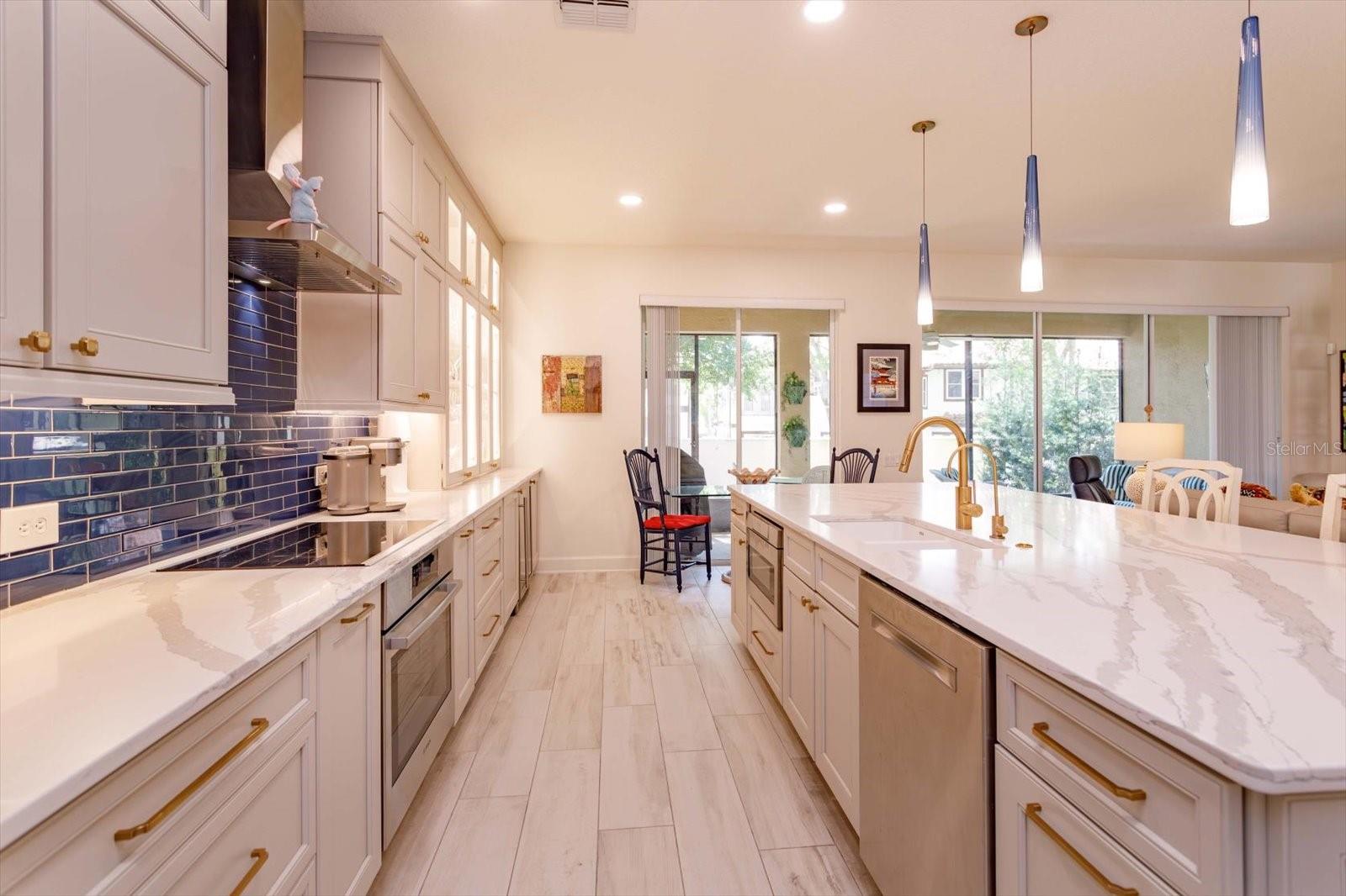 BELLA NOTTE AT VIZCAYA PH 03 - Residential