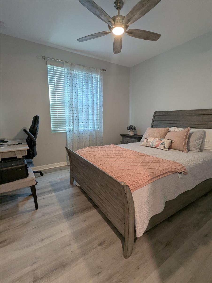 LAKEWOOD NATIONAL - Residential