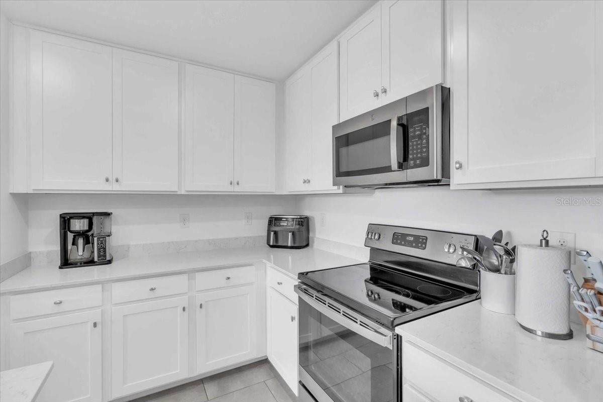 LAKEWOOD NATIONAL - Residential