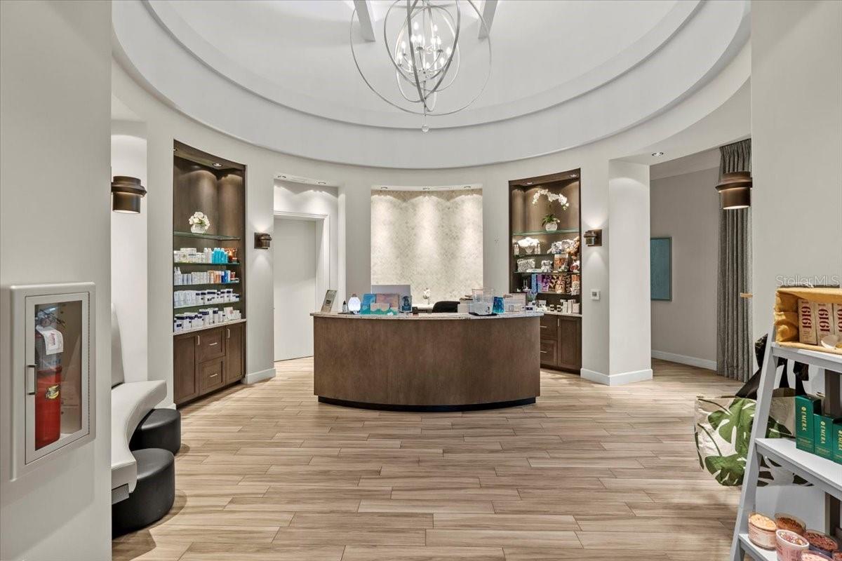 LAKEWOOD NATIONAL - Residential