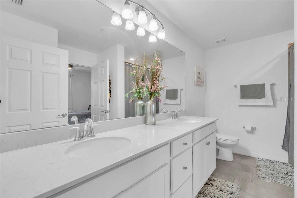 LAKEWOOD NATIONAL - Residential