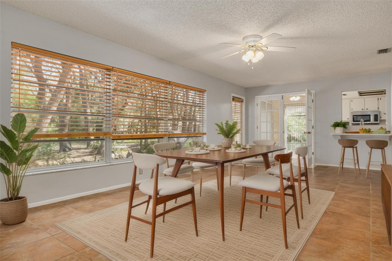 TIMBER OAKS - Residential