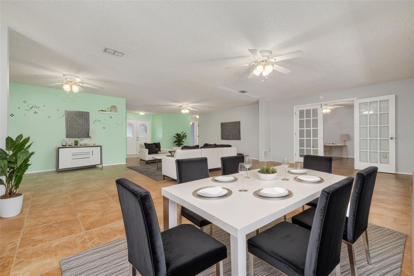 TIMBER OAKS - Residential