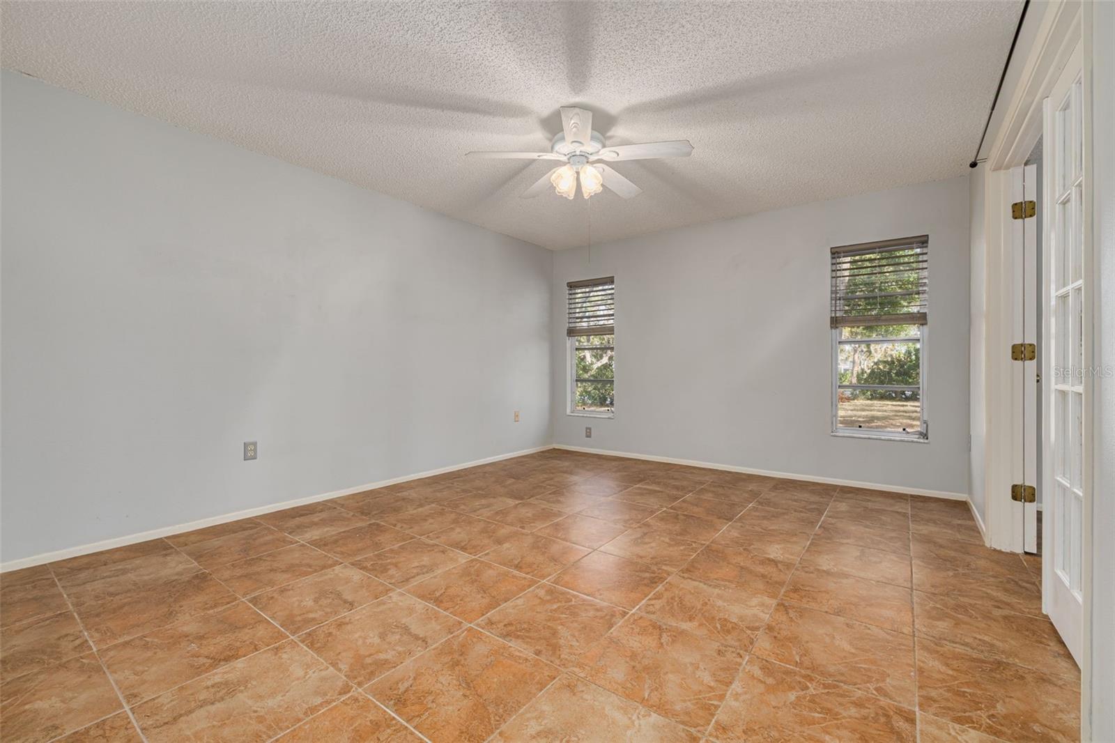 TIMBER OAKS - Residential