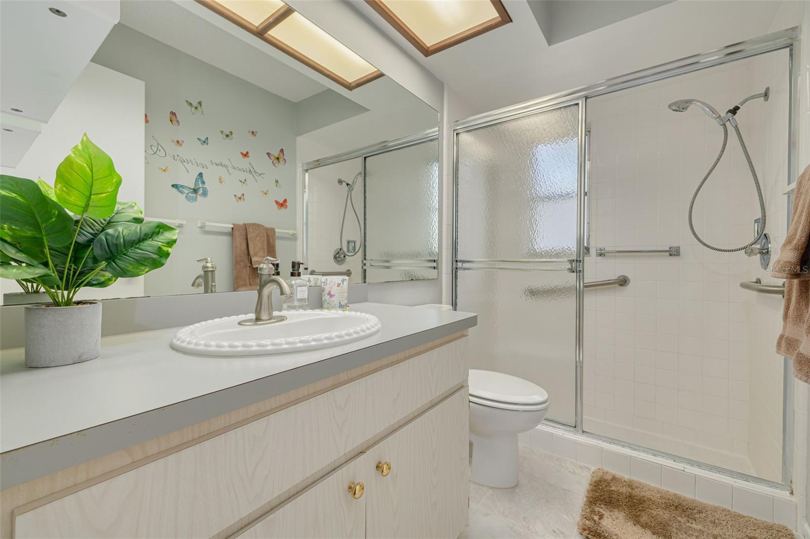 TIMBER OAKS - Residential