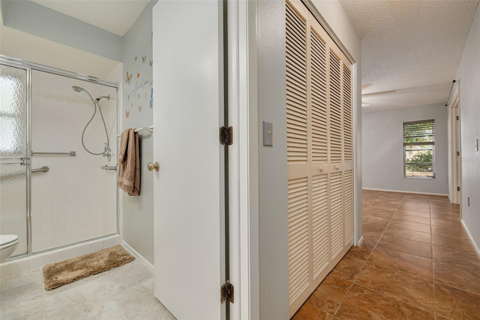 TIMBER OAKS - Residential