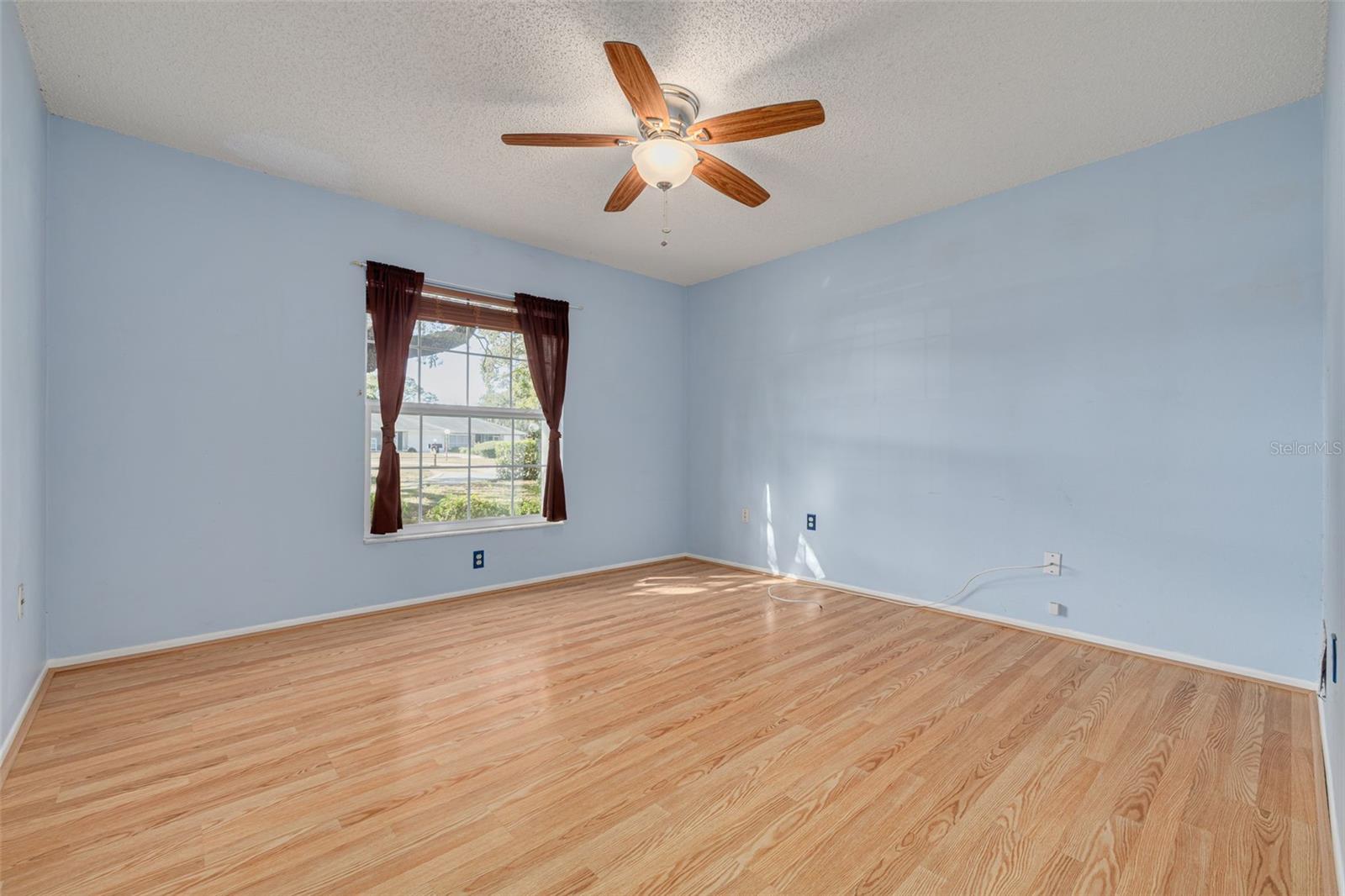 TIMBER OAKS - Residential