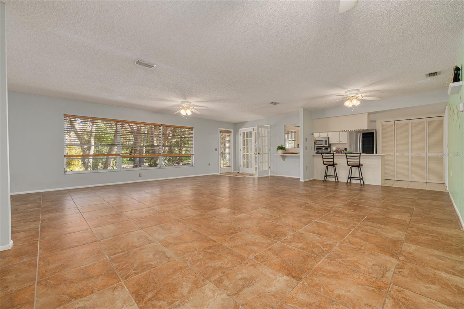 TIMBER OAKS - Residential