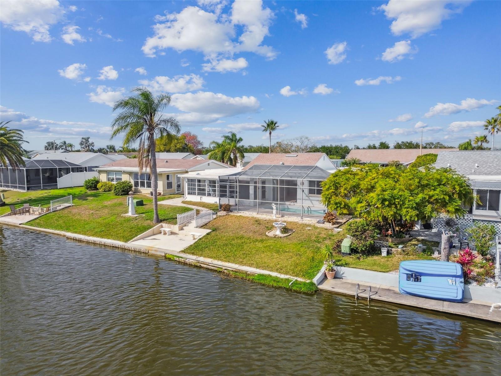 BEACON SQUARE - Residential Lease