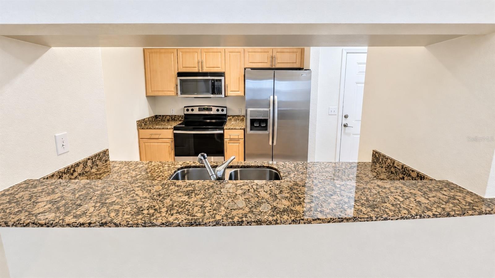 1064 N TAMIAMI TRAIL 1322
