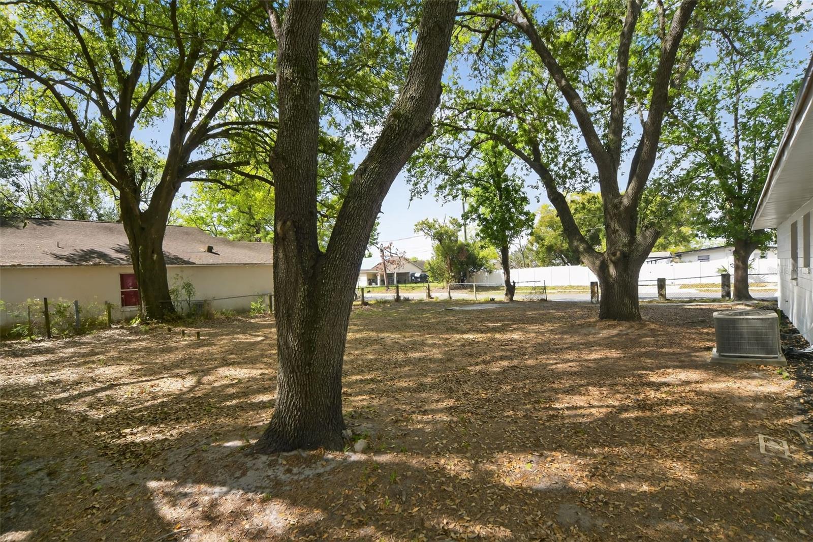 CUMBIES FIRST ADDITION TO APOPKA - Residential