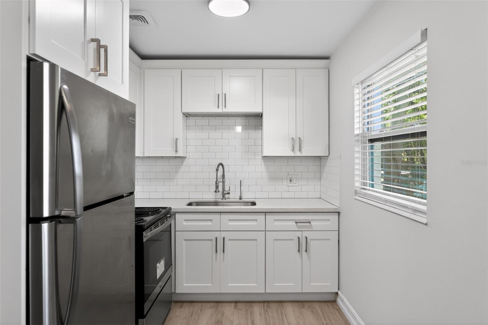 CUMBIES FIRST ADDITION TO APOPKA - Residential