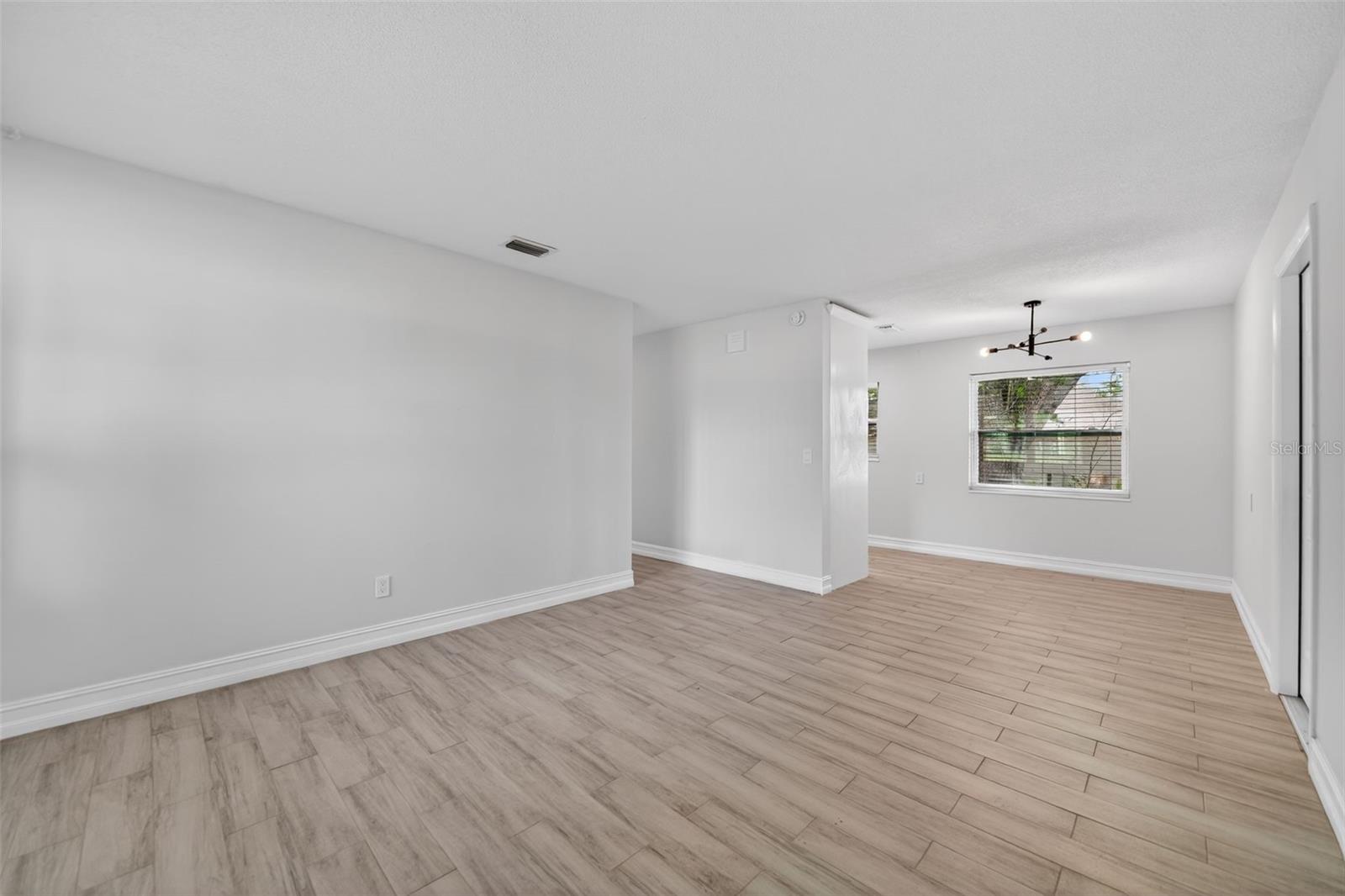 CUMBIES FIRST ADDITION TO APOPKA - Residential