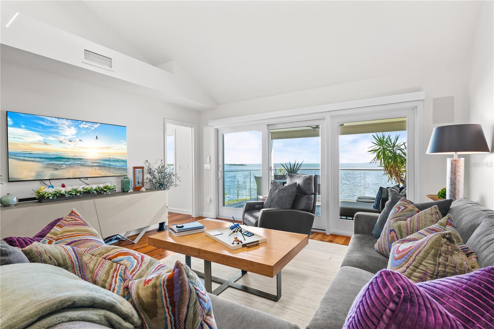 TIDY ISLAND PH I - Residential