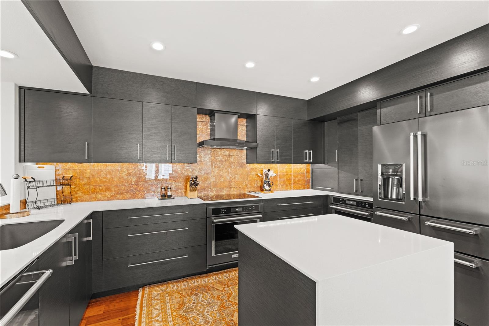 TIDY ISLAND PH I - Residential