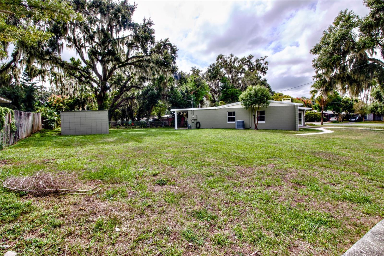 LEESBURG WHISPERING PINES ANNEX - Residential