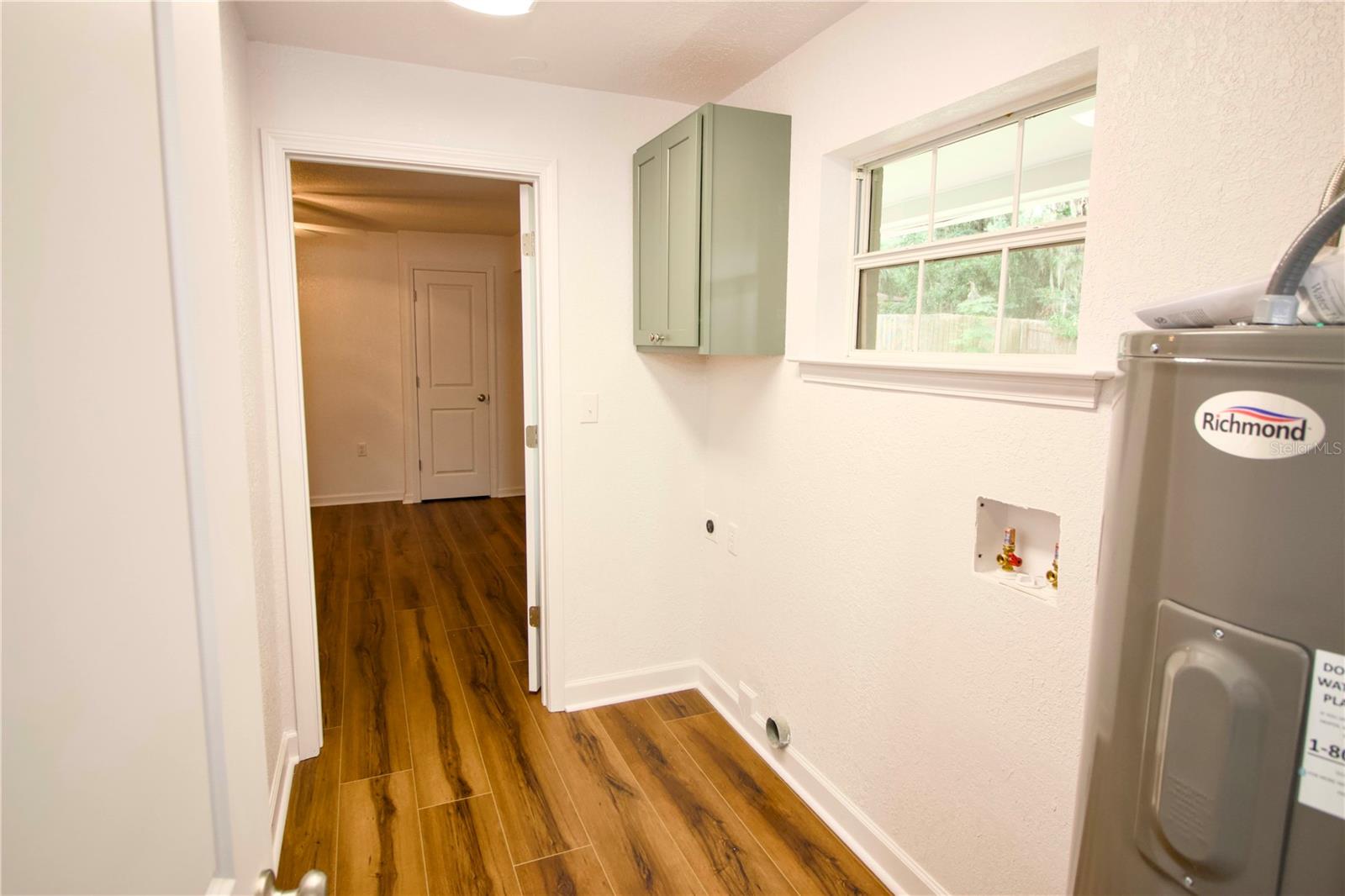 LEESBURG WHISPERING PINES ANNEX - Residential