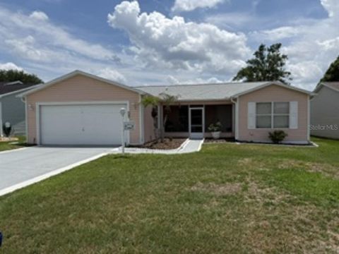 Photo of 1304 Guadalupe Court, Lady Lake, FL 32159 (MLS # A4693754)