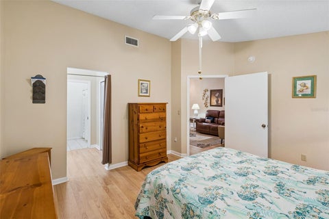 Tiny photo for 5546 Rosewall Cir, Leesburg, FL 34748 (MLS # G5119574)