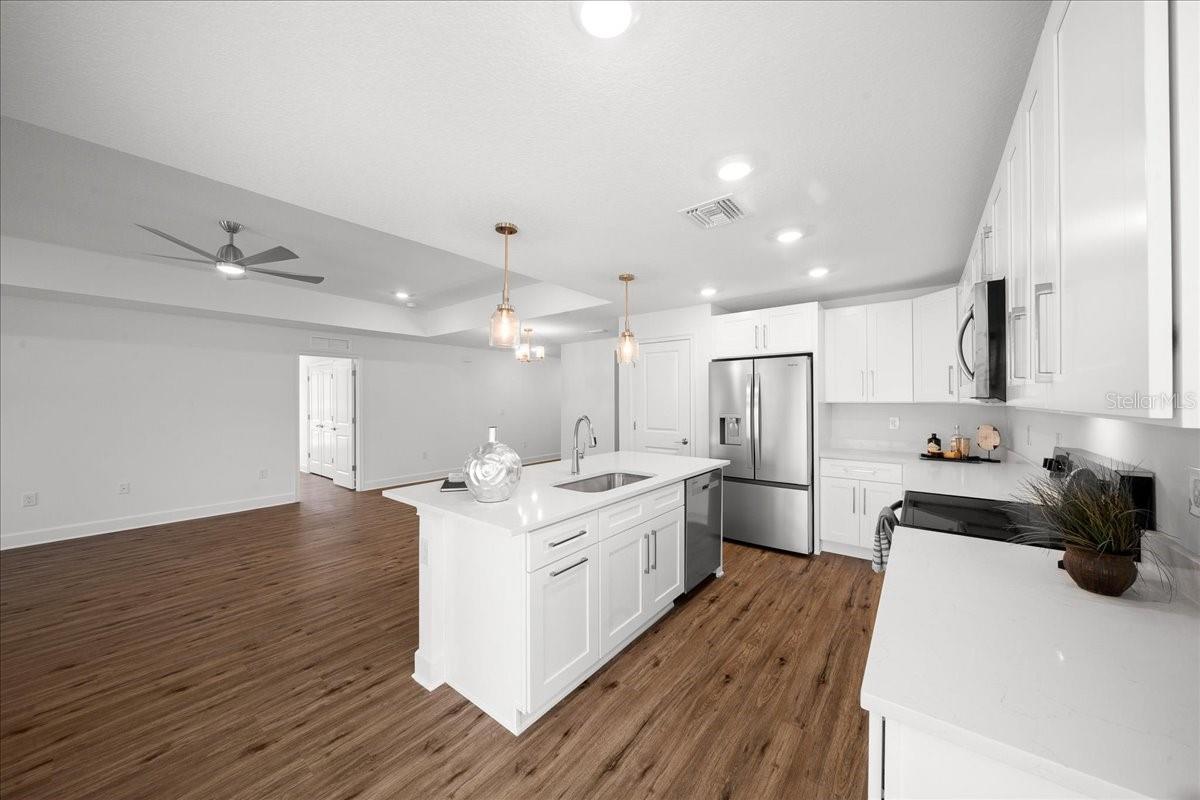 SPRING HILL - Residential