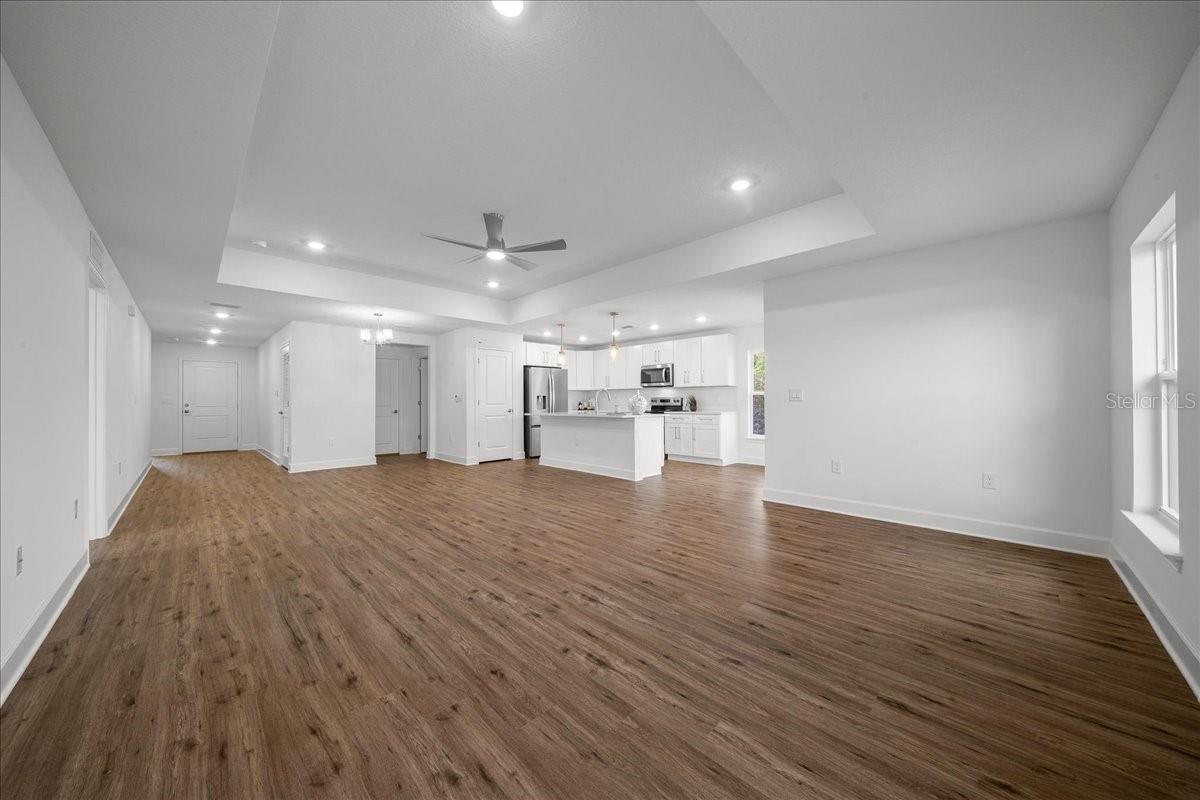 SPRING HILL - Residential