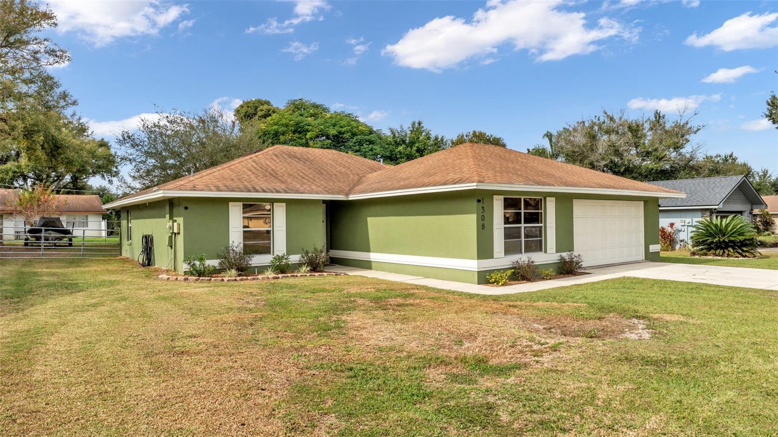 ARROWHEAD ESTATES - Residential