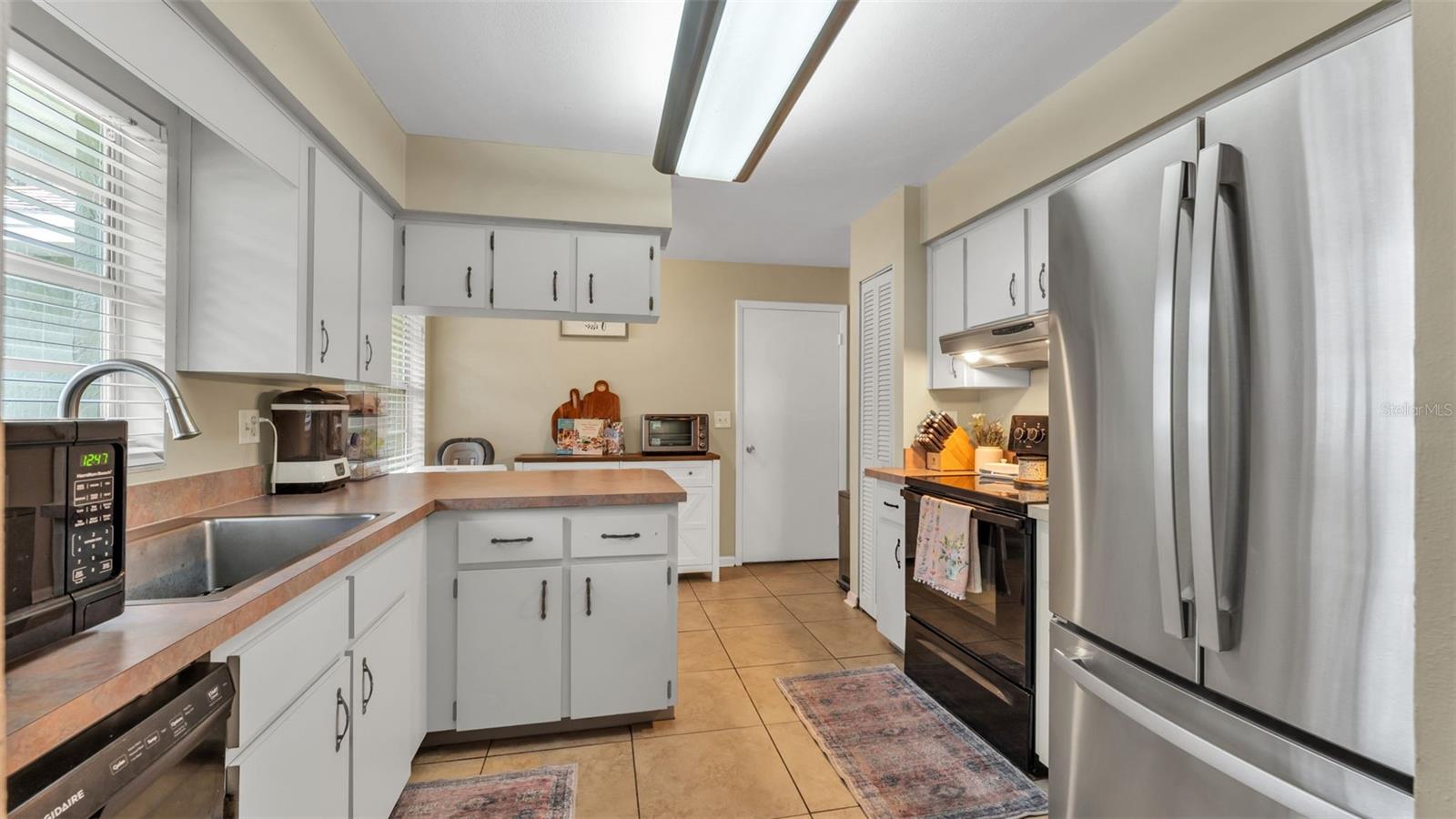 ARROWHEAD ESTATES - Residential