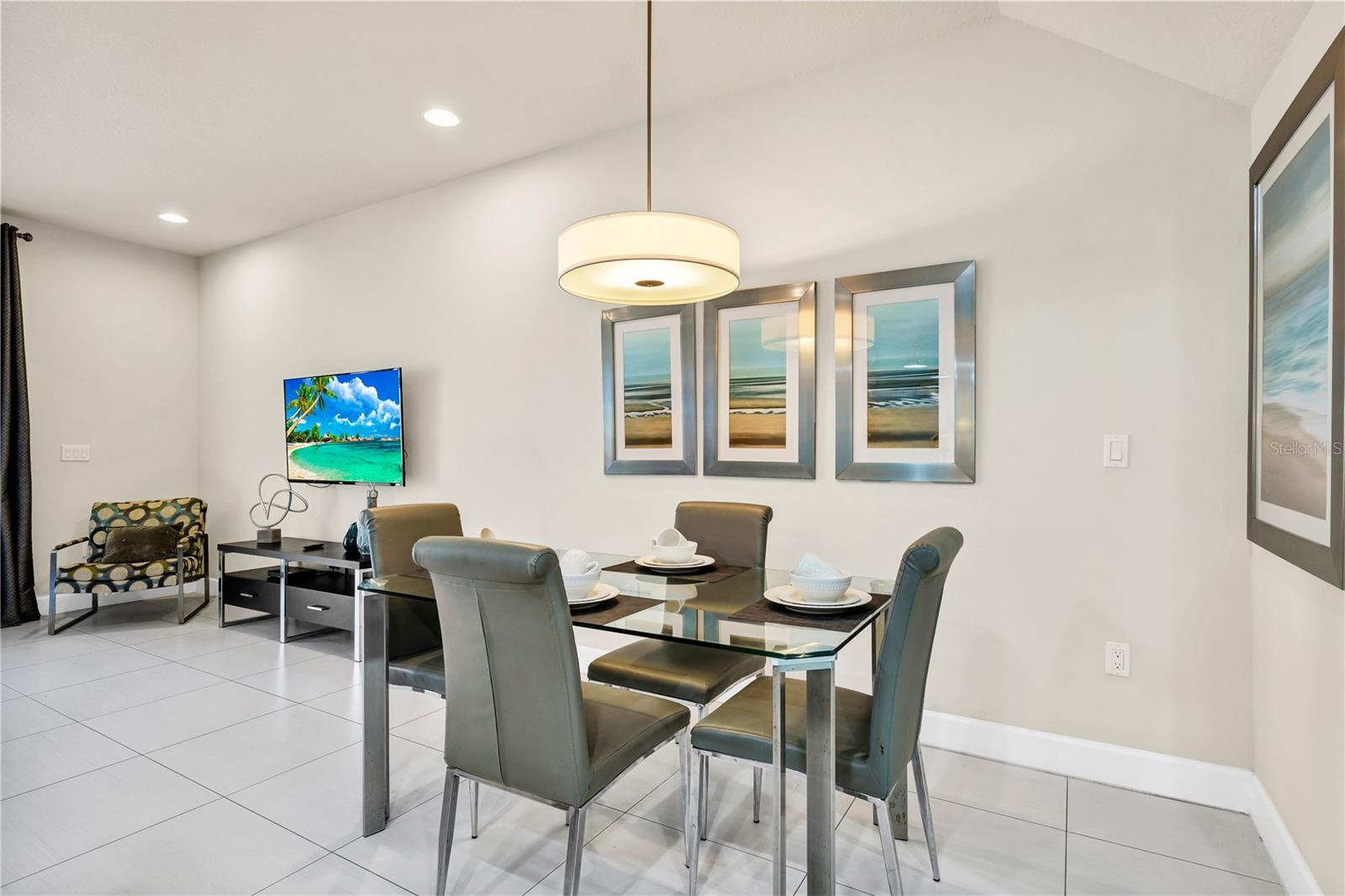 RETREAT AT SILVER CREEK SUB - Residential