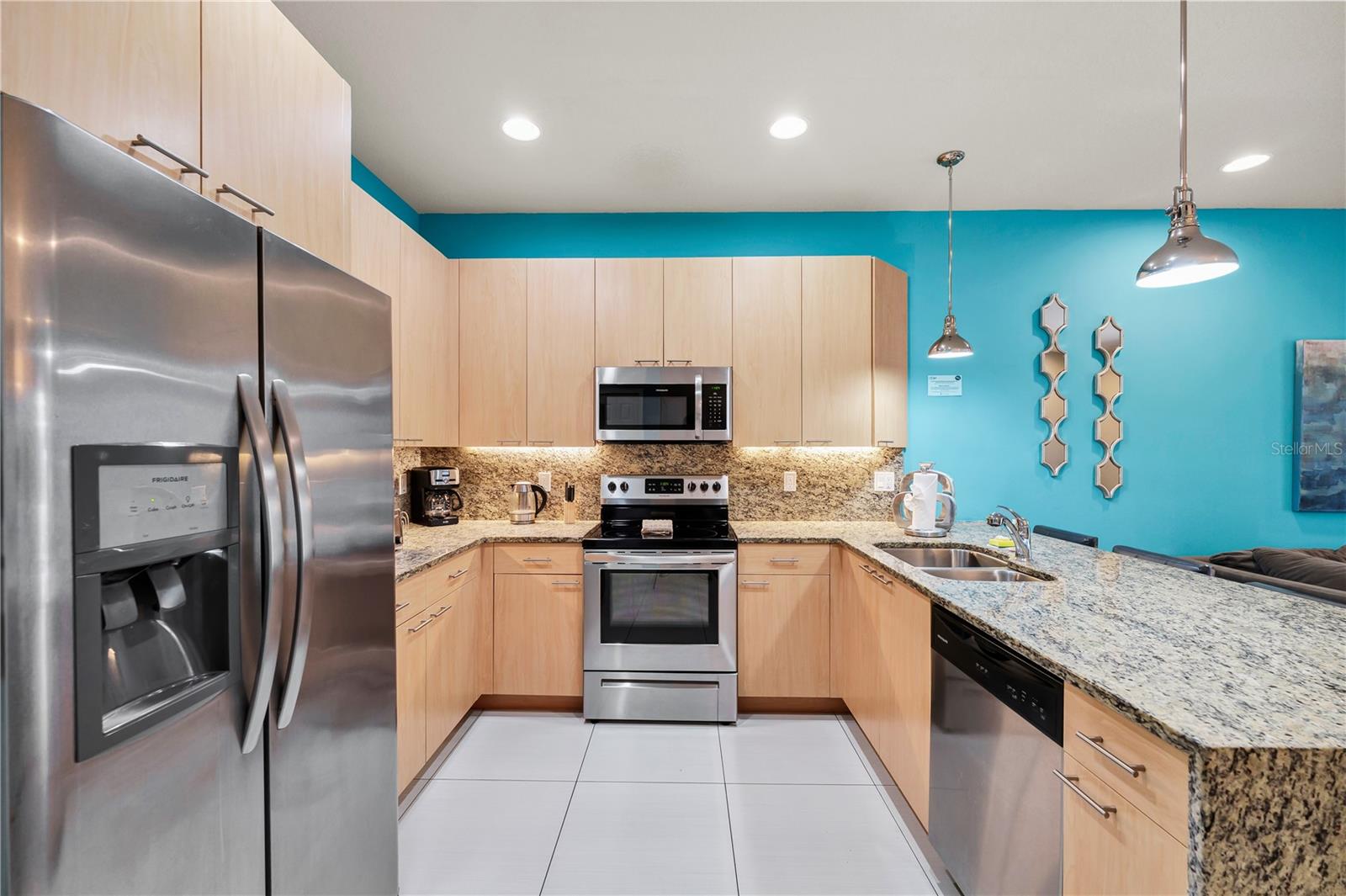 RETREAT AT SILVER CREEK SUB - Residential