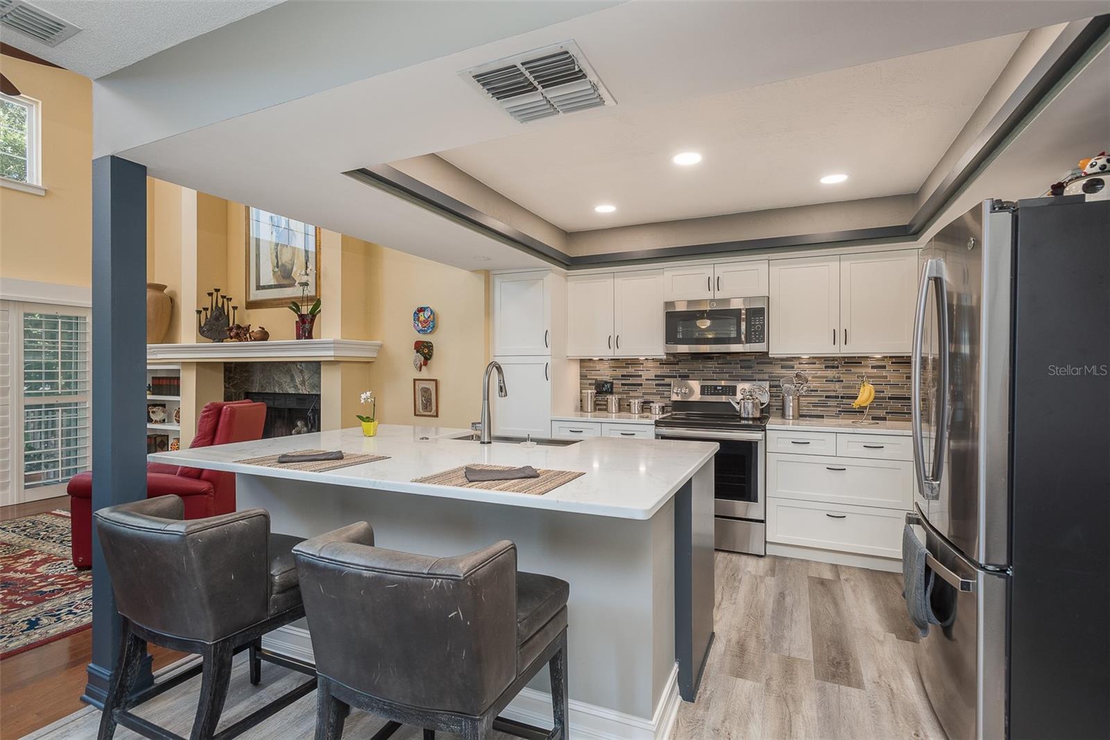 BAYWOOD VILLAGE SEC 5 - Residential