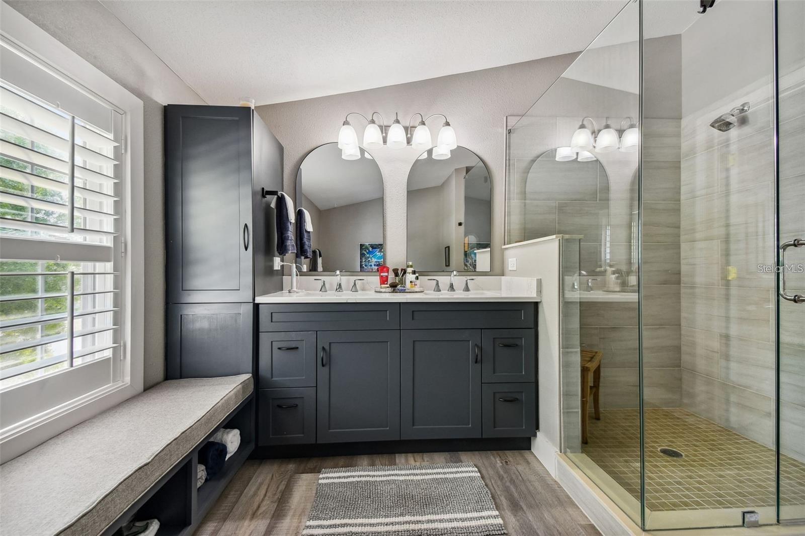 BAYWOOD VILLAGE SEC 5 - Residential