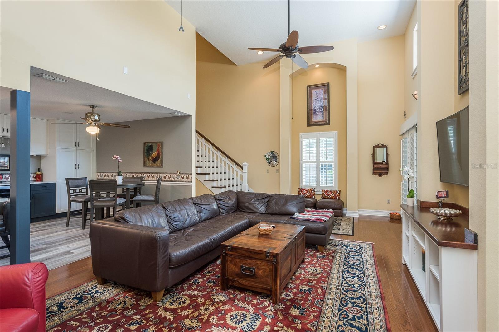 BAYWOOD VILLAGE SEC 5 - Residential