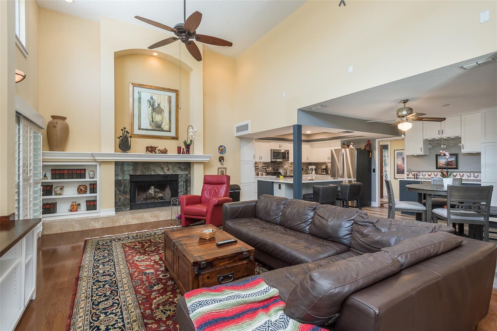 BAYWOOD VILLAGE SEC 5 - Residential