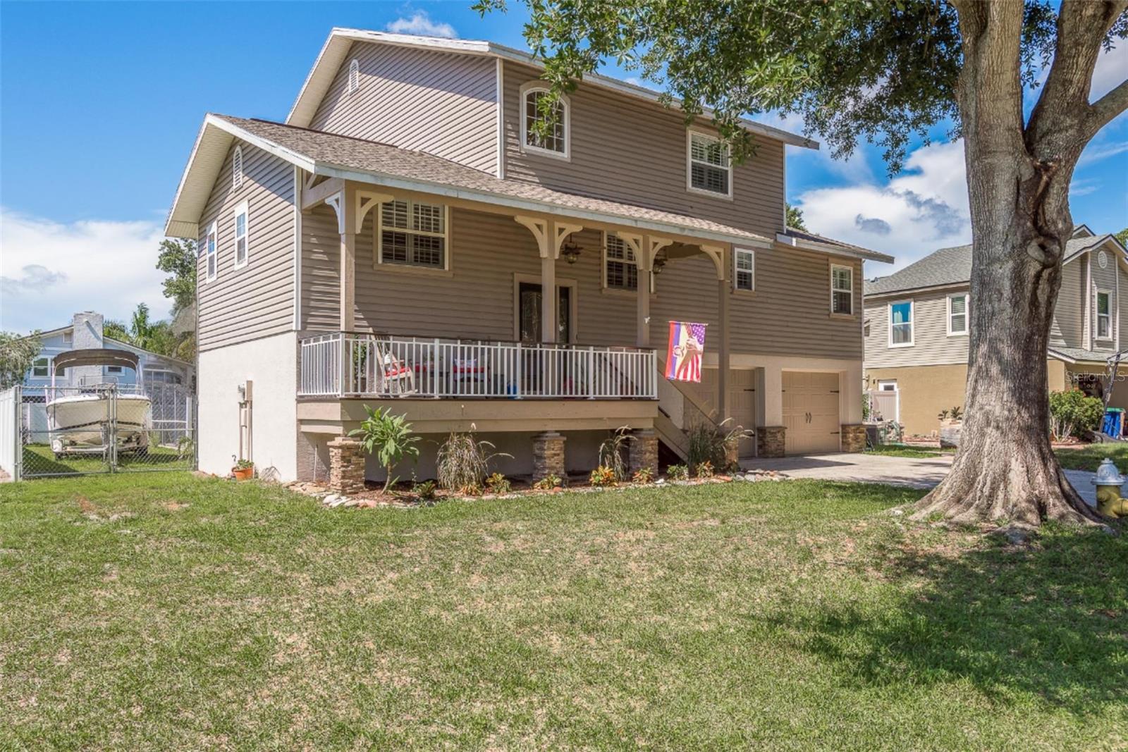 BAYWOOD VILLAGE SEC 5 - Residential